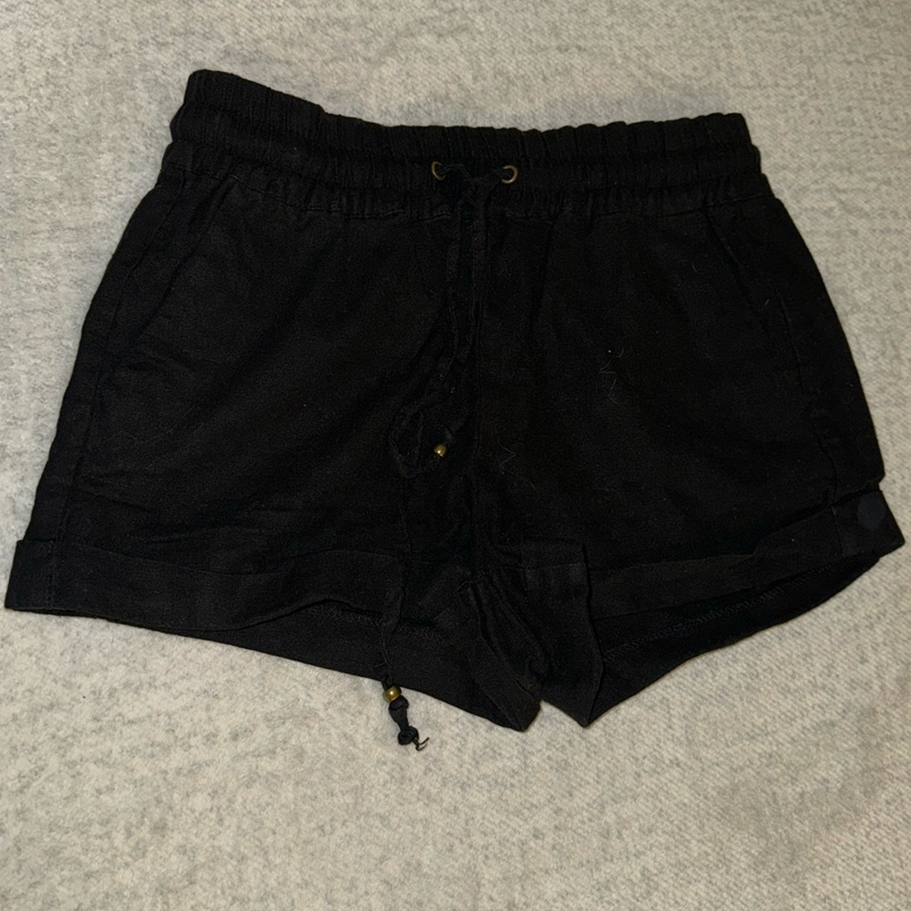 Women’s linen shorts